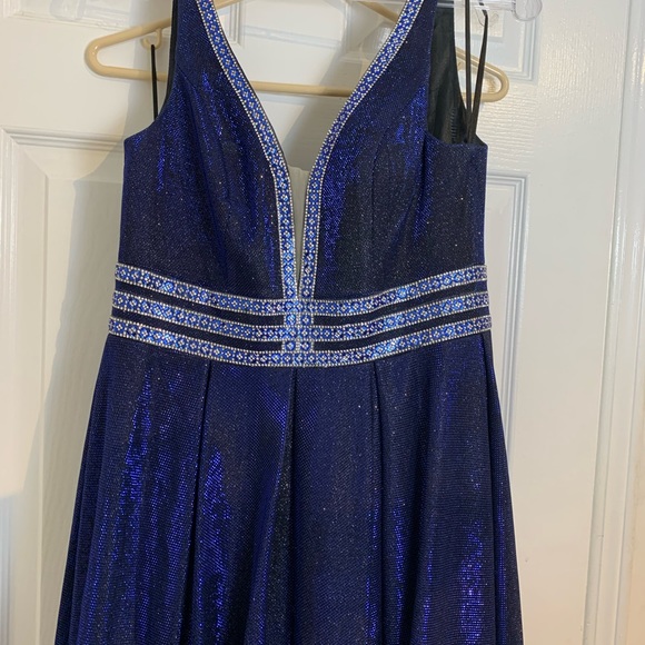 PROM 🔥SALE🔥Norma Reed Gown in blue size XS - Picture 6 of 16
